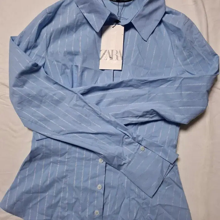 [BUNJANG] ZARA Metallic Yarn Stripe Shirt / (텍O)자라 메탈릭 얀 스트라이프 셔츠 s