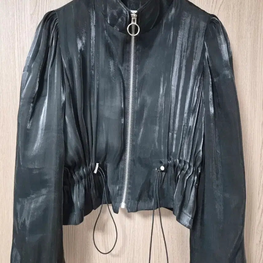 [BUNJANG] Slit Sheer Black Crop Ring Zipper Glossy Puff Blouse Jacket / slit 쉬어 블랙 크롭 링 지퍼  글로시 퍼프 블라우스 자켓 55