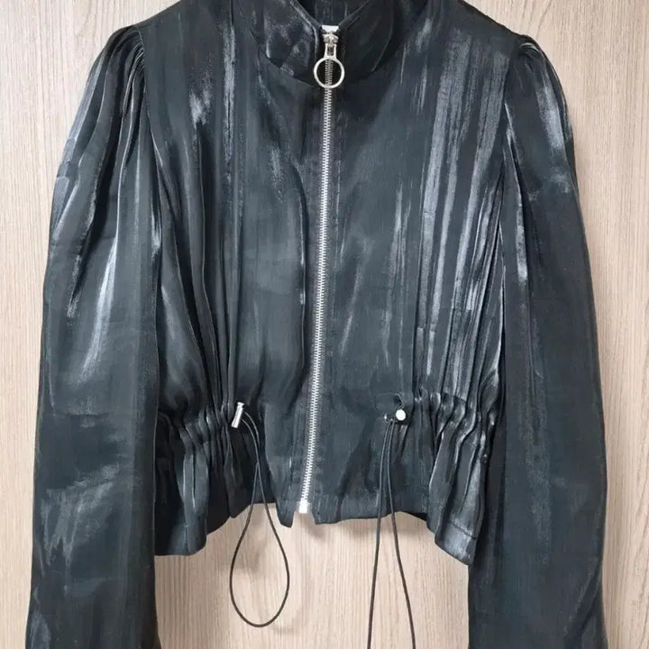 [BUNJANG] Slit Sheer Black Crop Ring Zipper Glossy Puff Blouse Jacket / slit 쉬어 블랙 크롭 링 지퍼  글로시 퍼프 블라우스 자켓 55