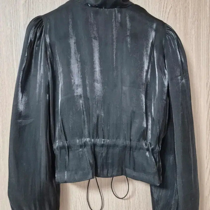 [BUNJANG] Slit Sheer Black Crop Ring Zipper Glossy Puff Blouse Jacket / slit 쉬어 블랙 크롭 링 지퍼  글로시 퍼프 블라우스 자켓 55