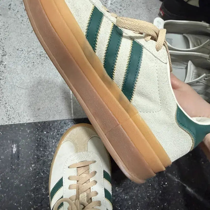 [SOLD OUT] 235) 아디다스 가젤 볼드 크림 화이트 컬리지에이트 그린