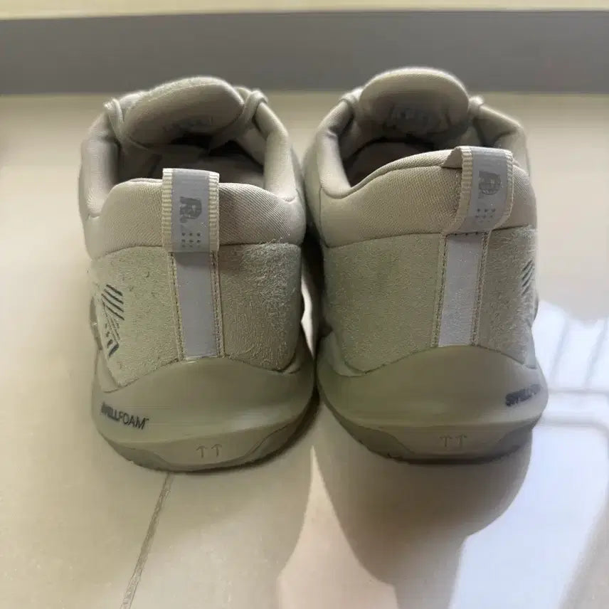 [BUNJANG] R.A.D ONE V2 Dust Green Sneakers / R.A.D ONE V2 운동화 Dust Green 290
