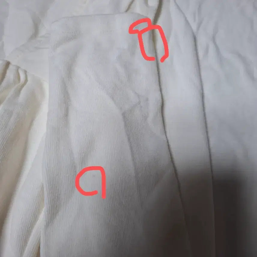 [BUNJANG] On My One Riti Square Neck Shirring Puff Crop T-Shirt / 온마이원 리티 스퀘어넥 셔링 퍼프 크롭 티셔츠