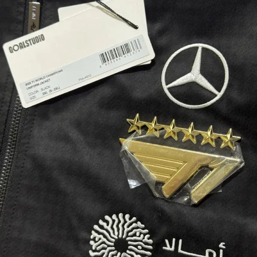[BUNJANG] T1 2025 Worlds Uniform Jacket (XL, 2XL) / 개급처(XL, 2XL)2025 T1 월즈 유니폼 자켓 노마킹 새상품