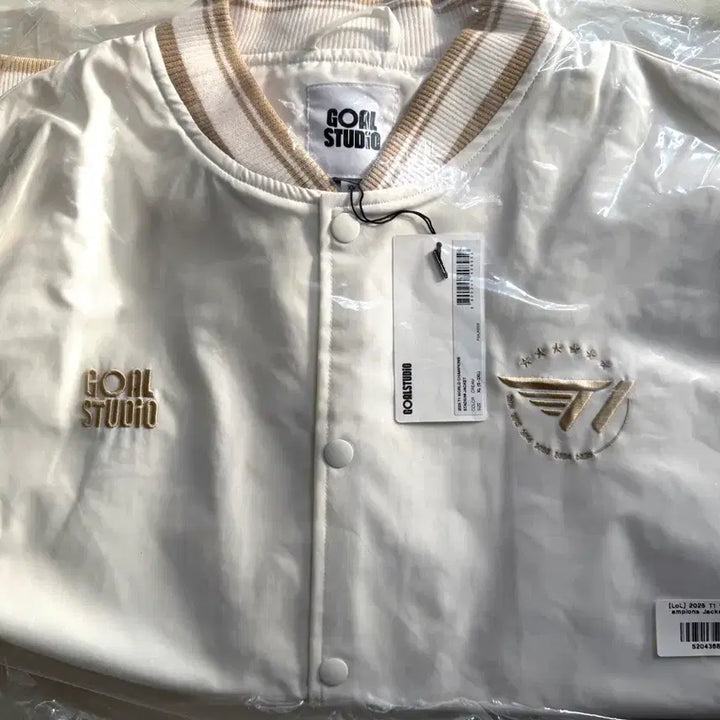 [BUNJANG] T1 2025 Worlds Uniform Jacket (XL) - New / 개급처(XL)2025 T1 월즈 유니폼 자켓 노마킹 새상품
