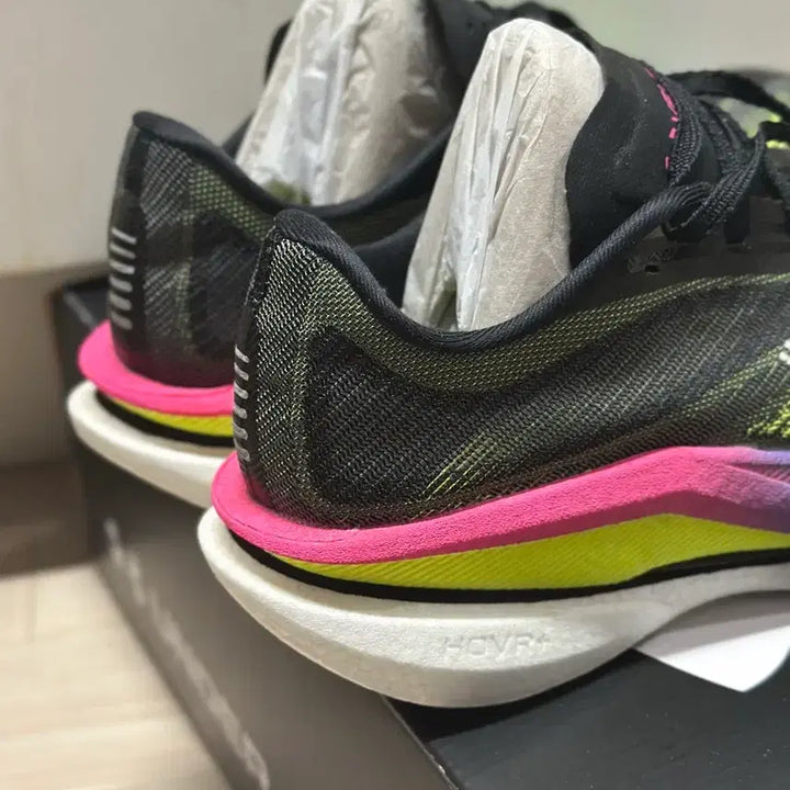 [BUNJANG] Under Armour Velocity Elite 3 Running Shoes / 언더아머 카본화 러닝화 UA 벨로시티 엘리트 3