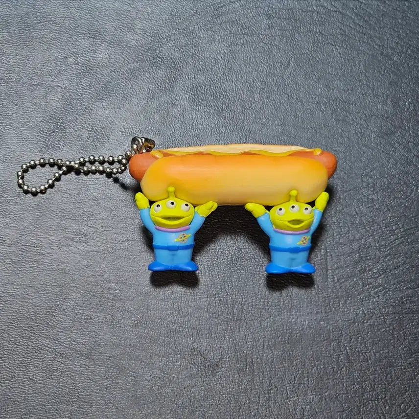 [BUNJANG] Toy Story Alien Hot Dog Keyring / 토이스토리 데리셔스 푸드 컬렉션 알린 핫도그 키링