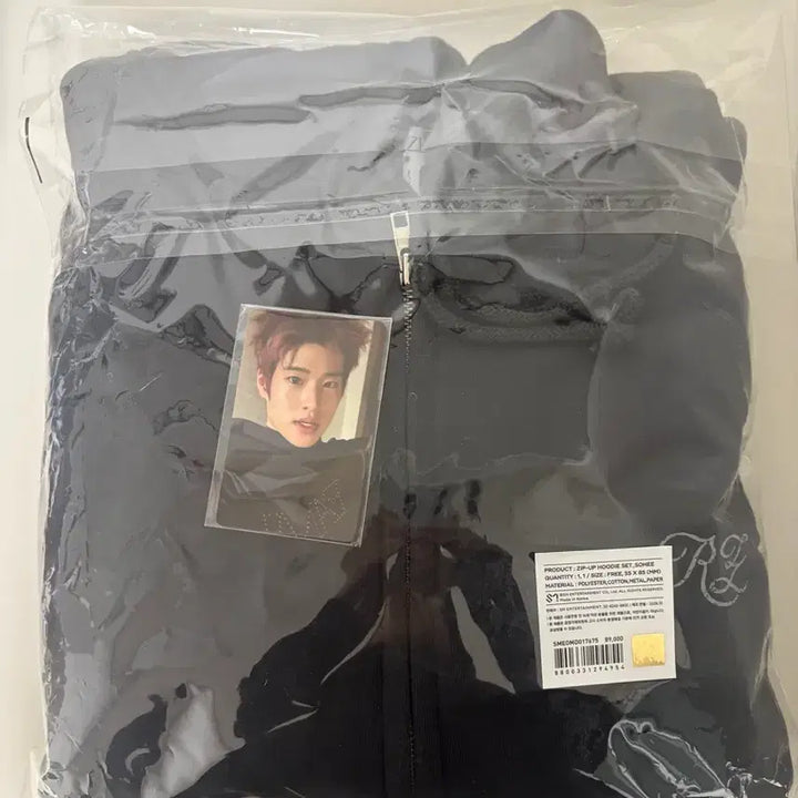 [SOLD OUT] 라이즈 페임 후드 md + 소희포카