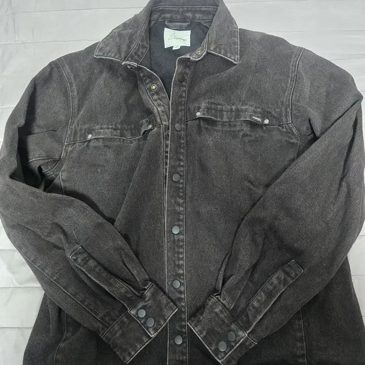 [BUNJANG] Roa Wrangler Lona Denim Shirt / 로아 X 랭글러 로나 데님 셔츠 M사이즈