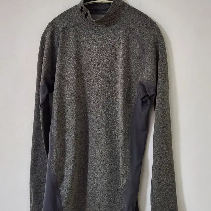 [SOLD OUT] 언더아머 긴팔 티셔츠 그레이