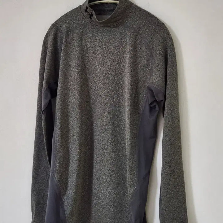 [SOLD OUT] 언더아머 긴팔 티셔츠 그레이
