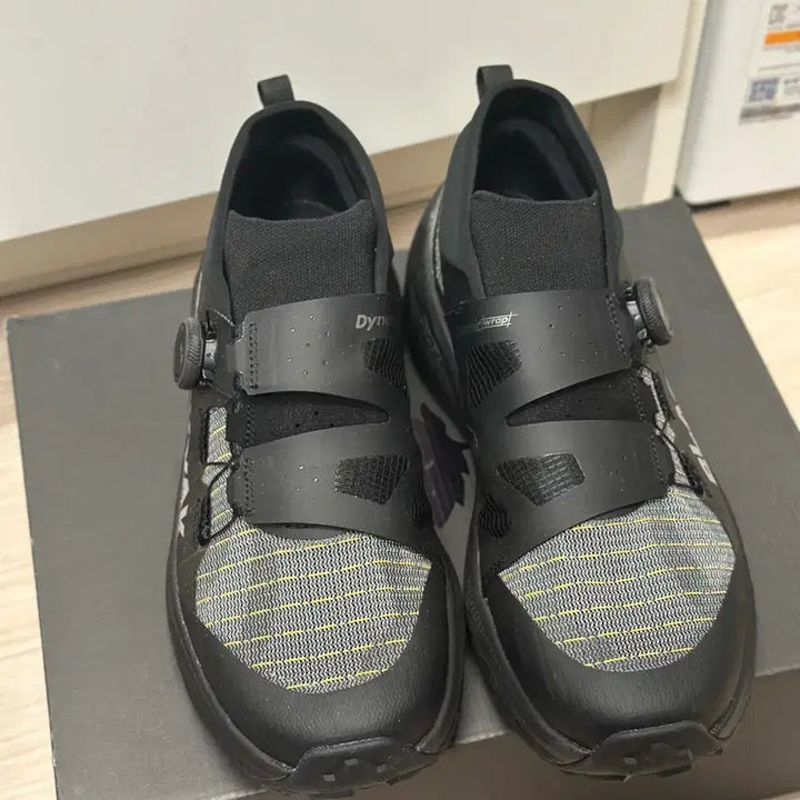 [BUNJANG] Black Yak Sky Arrow D TR Trail Running Shoes (275) / 블랙야크 트레일러닝화 스카이 애로우 D TR (275)