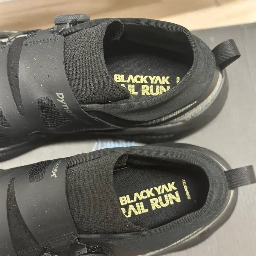 [BUNJANG] Black Yak Sky Arrow D TR Trail Running Shoes (275) / 블랙야크 트레일러닝화 스카이 애로우 D TR (275)