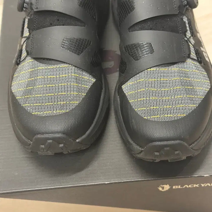 [BUNJANG] Black Yak Sky Arrow D TR Trail Running Shoes (275) / 블랙야크 트레일러닝화 스카이 애로우 D TR (275)