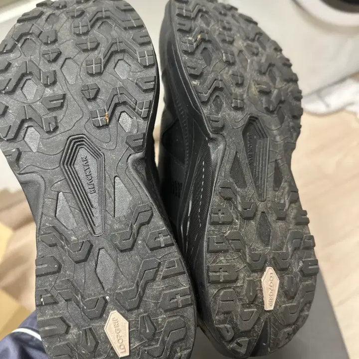 [BUNJANG] Black Yak Sky Arrow D TR Trail Running Shoes (275) / 블랙야크 트레일러닝화 스카이 애로우 D TR (275)