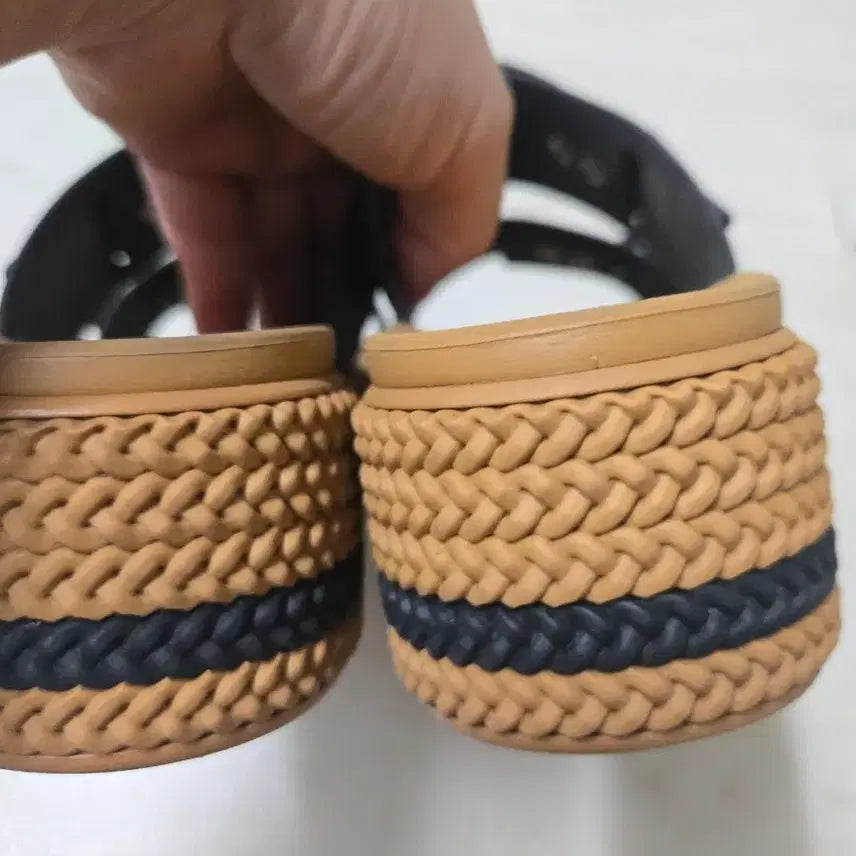 [BUNJANG] Crocs Brooklyn Woven Buckle Wedge Sandals / 크록스 브루클린 우븐버클웨지,크록스 브루클린,크록스여성샌들,크록스웨지샌들