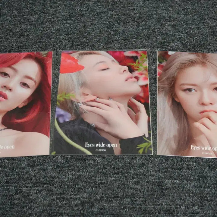 [BUNJANG] TWICE Eyes wide open Mini Poster Bundle Set / (일괄판매) 트와이스 아이즈와이드오픈 미니 포스터