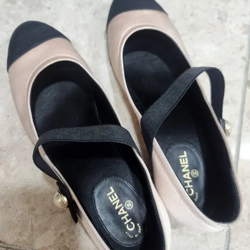 [BUNJANG] Chanel Mary Jane Shoes Beige/Black / 샤넬 메리제인 슈즈 베이지/블랙