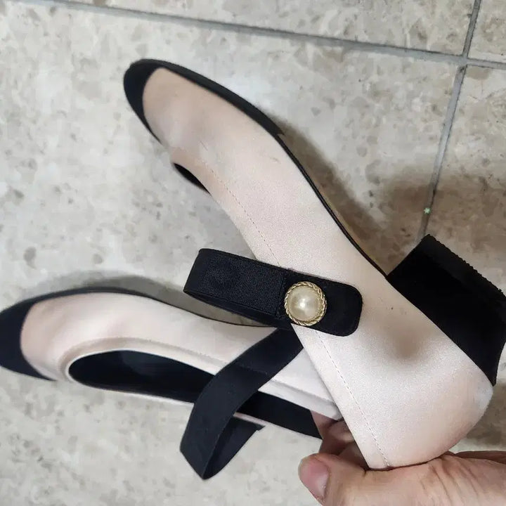 [BUNJANG] Chanel Mary Jane Shoes Beige/Black / 샤넬 메리제인 슈즈 베이지/블랙