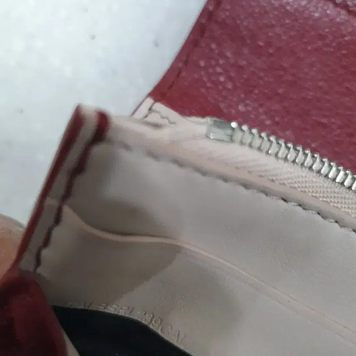 [BUNJANG] Burberry D-Ring Leather Long Wallet - Burgundy Women&