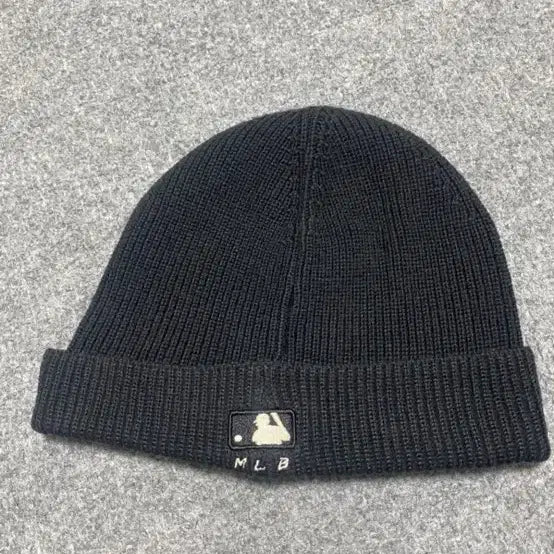 [BUNJANG] New York Yankees Black Beanie / 뉴욕 양키스 블랙 비니