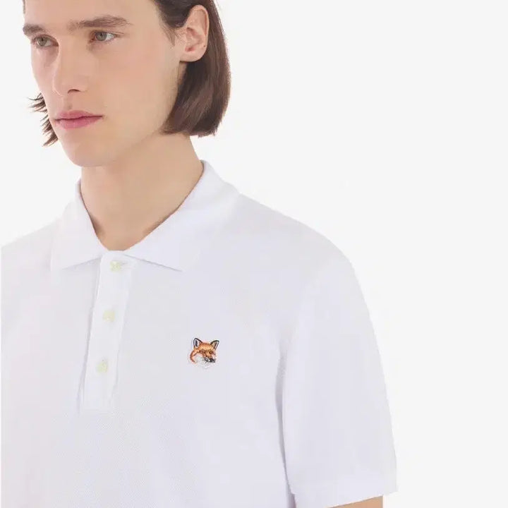 [BUNJANG] Maison Kitsune Fox Embroidered White Polo Shirt / 26만원 메종키츠네 폭스 자수 화이트 폴로티