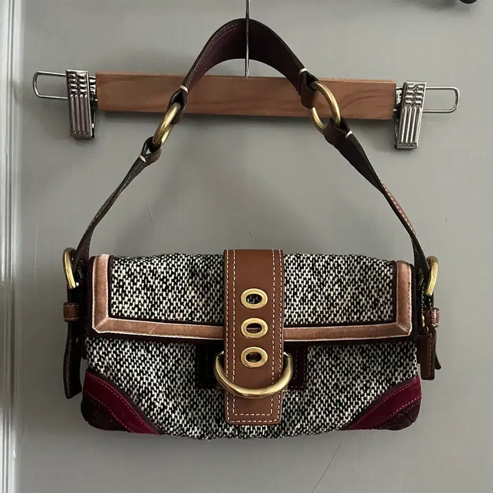 [BUNJANG] Coach Tote Bag / 코치 자카드 사첼 버클 플랩 토드백