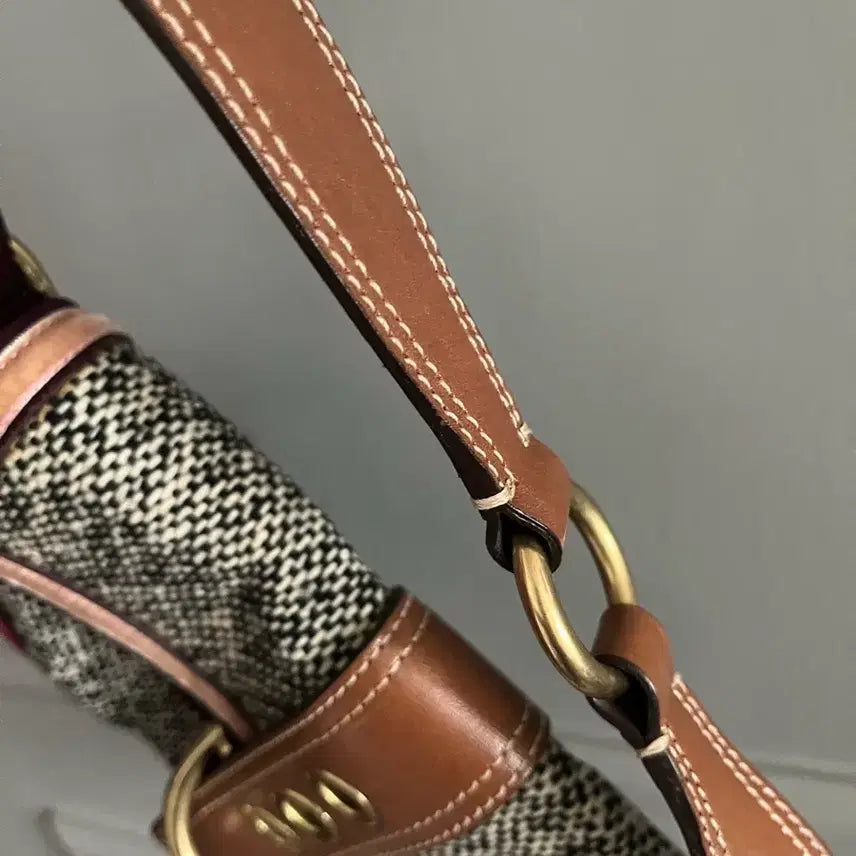 [BUNJANG] Coach Tote Bag / 코치 자카드 사첼 버클 플랩 토드백