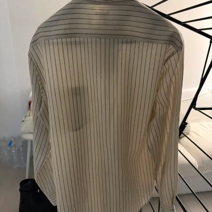 [SOLD OUT] (새제품) 렉토 25FW 레아 스트라이프 셔츠 페일 베이지