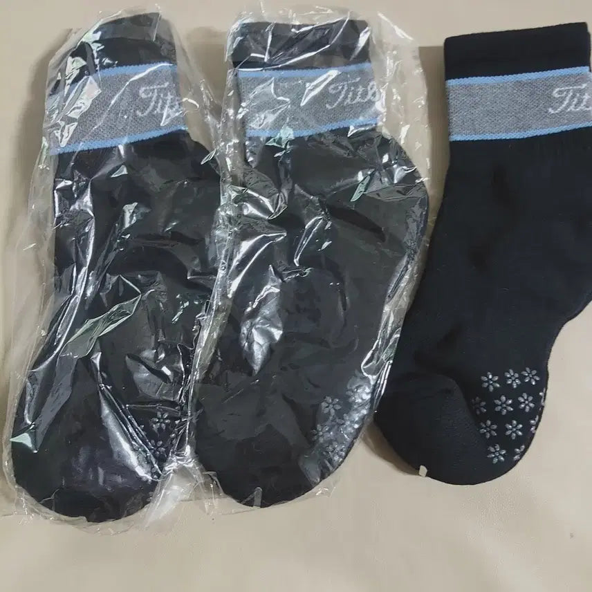 [BUNJANG] Titleist Anti-Slip Golf Socks (Black, 3 Pairs) / 타이틀리스트 미끄럼방지 골프 양말 블랙