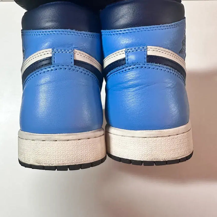 [BUNJANG] Air Jordan 1 Retro High Obsidian UNC Sneakers / [280] 에어조던 1 레트로 하이 옵시디언 UNC
