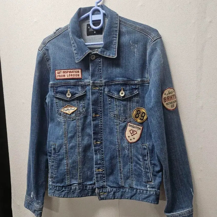 [BUNJANG] H Freshman Denim Jacket / H FRESHMAN 데님 청자켓 패치 장식  90