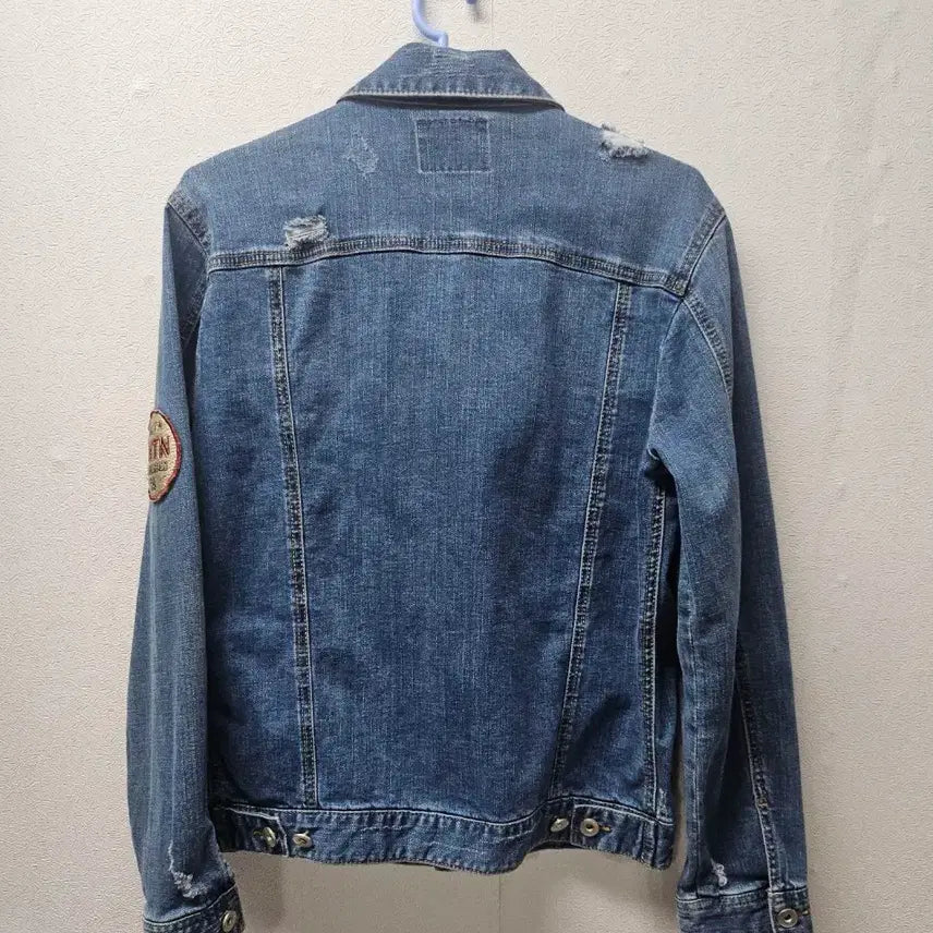 [BUNJANG] H Freshman Denim Jacket / H FRESHMAN 데님 청자켓 패치 장식  90