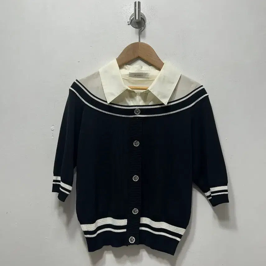 [SOLD OUT] JJ지고트 카라 니트 가디건 블랙 둘레 88