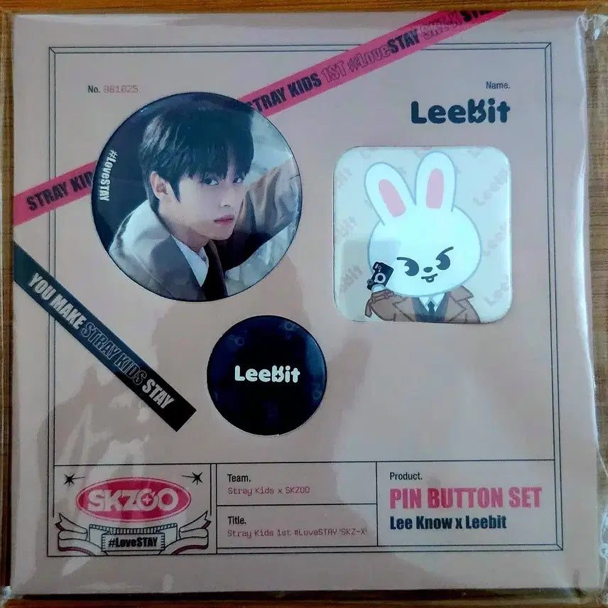 [BUNJANG] Stray Kids Lee Know Rabbit Pin Badge / 1기팬미팅 skz-x 리노 리빗 핀뱃지 스트레이키즈 스키즈 스키주