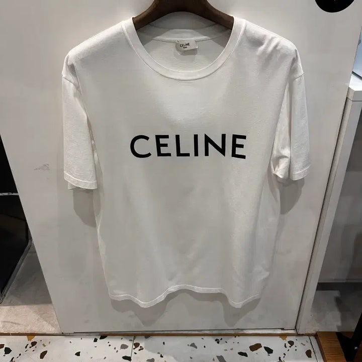 [BUNJANG] Celine Logo Short Sleeve T-Shirt XL / 셀린느 로고 반팔티 xl