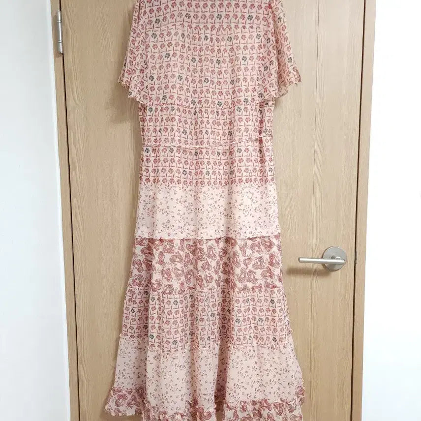 [BUNJANG] Thursday Island Floral Tiered Long Dress / 써스데이아일랜드)