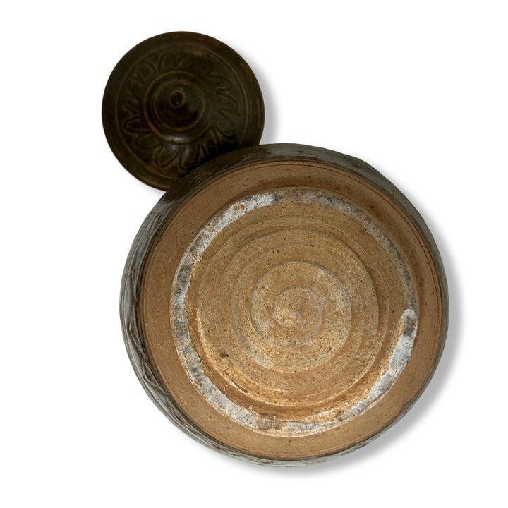 [BUNJANG] Chinese Celadon Porcelain Jar with Fish and Gecko Motif / 어해문 도롱뇽 첩부 유개호 [중국도자기]