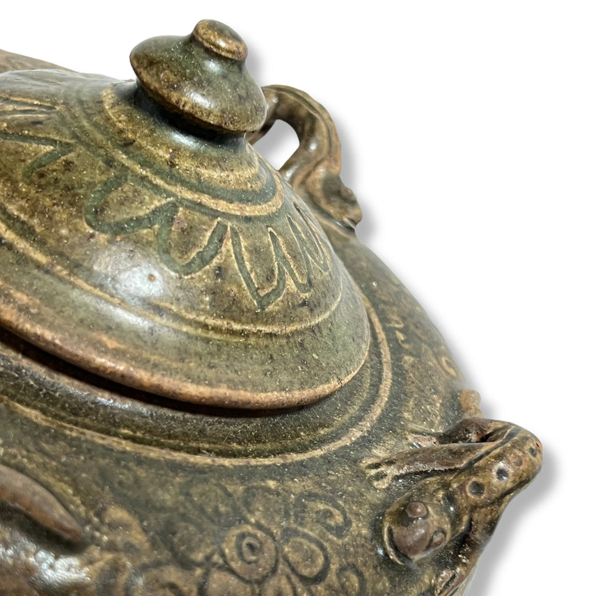[BUNJANG] Chinese Celadon Porcelain Jar with Fish and Gecko Motif / 어해문 도롱뇽 첩부 유개호 [중국도자기]