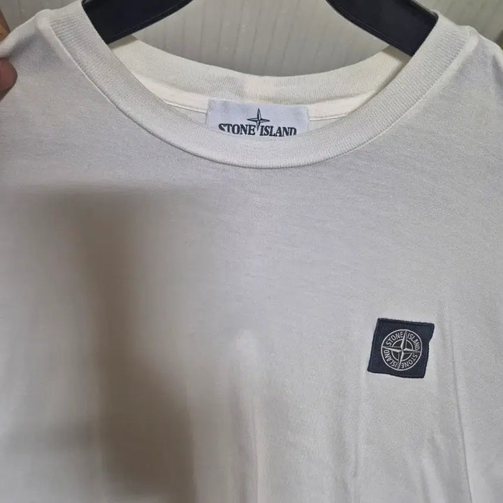 [SOLD OUT] 스톤아일랜드 화이트 반팔 티셔츠