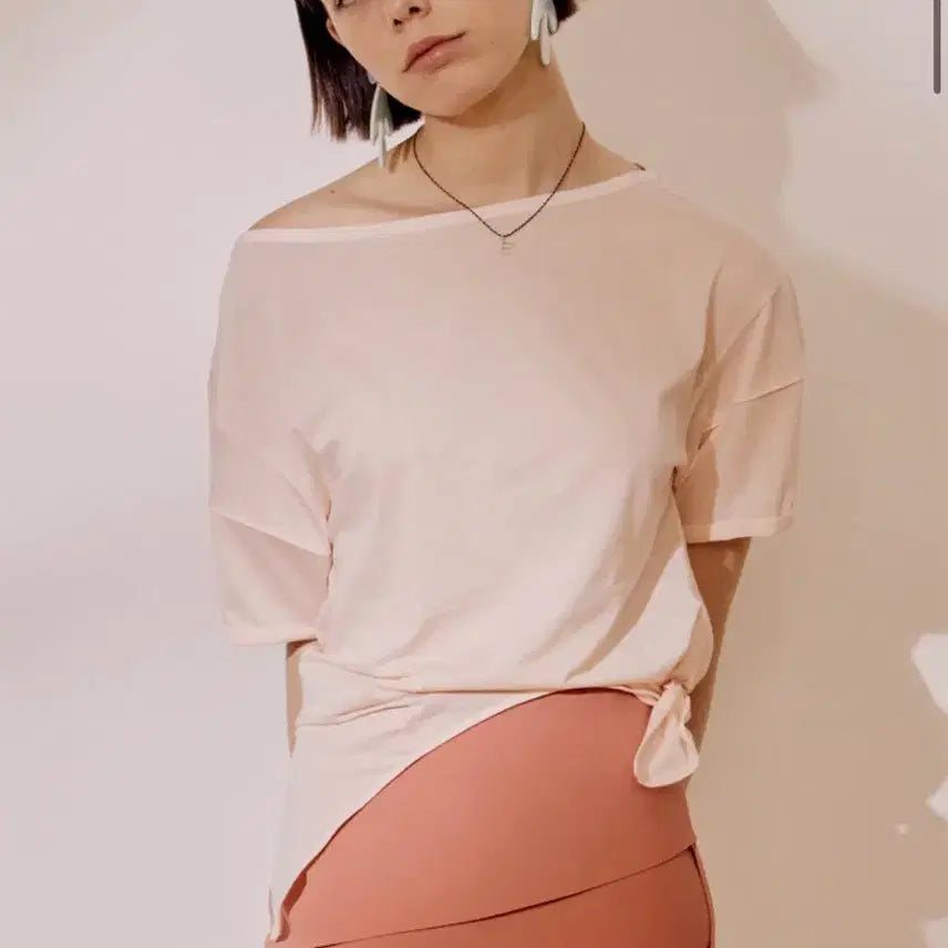 [BUNJANG] J. Chung Bell Sleeve Tee / 제이청 티셔츠 Bell Sleeve Tee