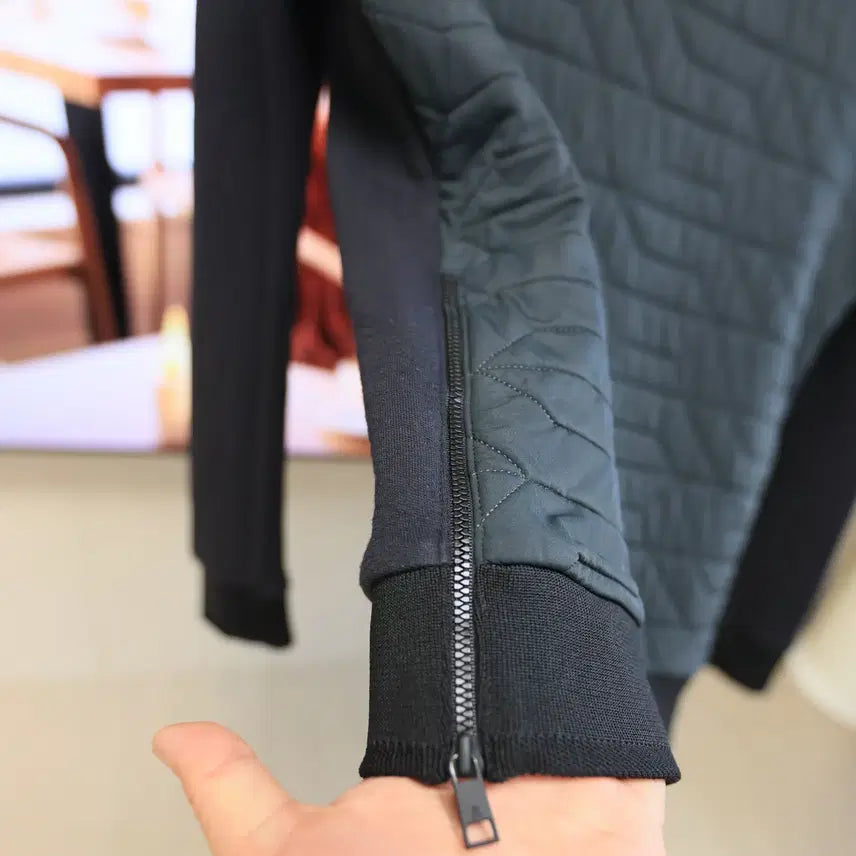 [BUNJANG] LANVIN SPORT Functional Black Sweatshirt / LANVIN 봄 가을 출근용으로 딱 좋은 옷입니다