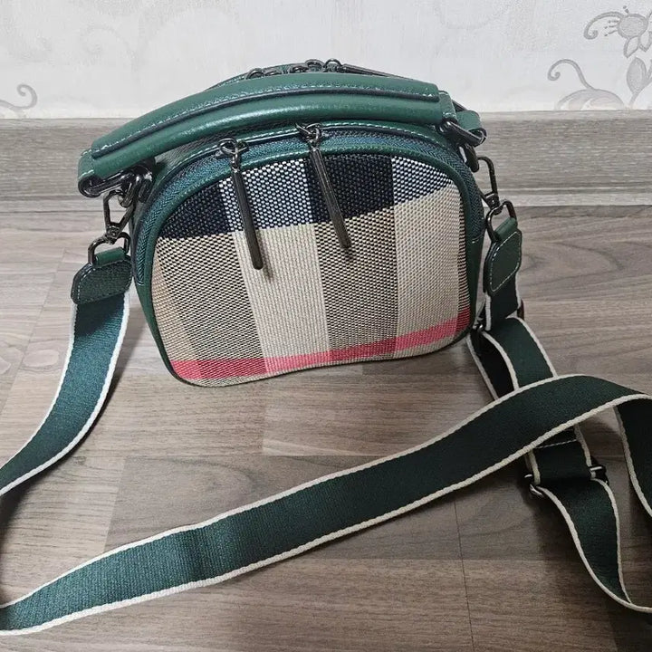 [SOLD OUT] 체크 패턴 미니 크로스백 / 그린 / 상태 좋음 / 데일리 가방