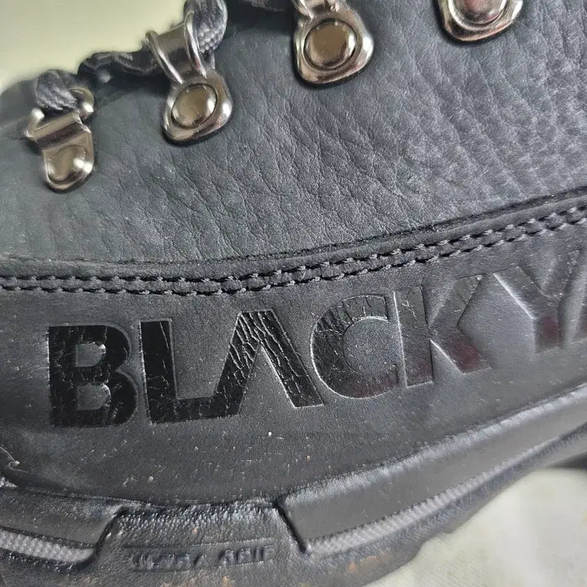 [BUNJANG] Blackyak Gore-Tex Professional Hiking Boots / 블랙야크 고어텍스 전문가용 등산화 블랙