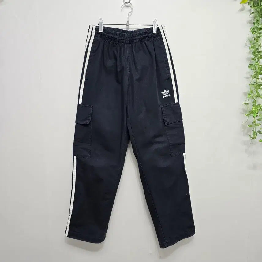 [BUNJANG] Adidas Three-Stripe Cargo Pants / 아디다스 삼선 카고 팬츠