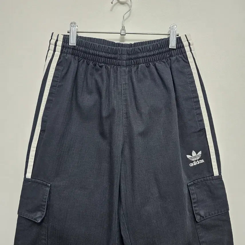 [BUNJANG] Adidas Three-Stripe Cargo Pants / 아디다스 삼선 카고 팬츠