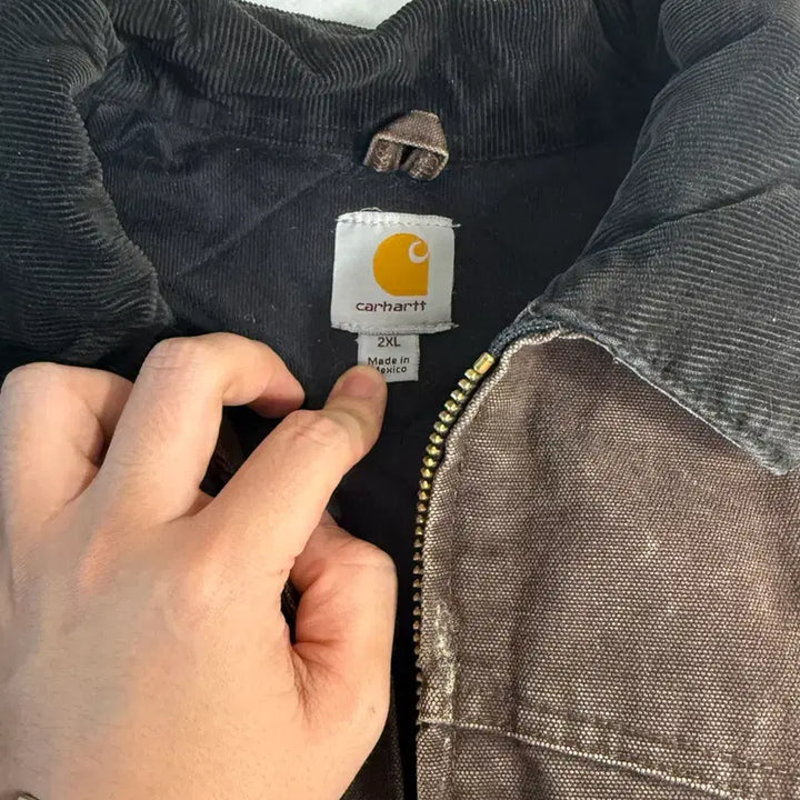 [SOLD OUT] 칼하트 j14 산타페 xxl