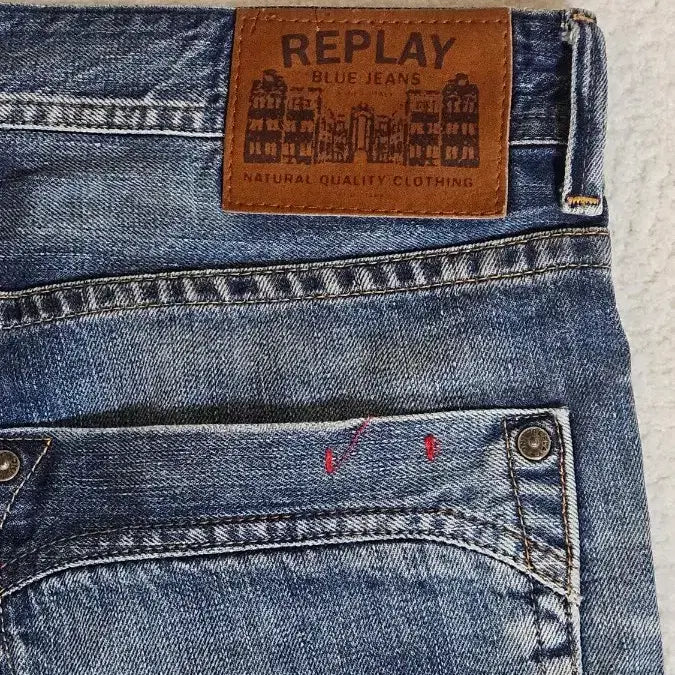 [SOLD OUT] (31인치)간지나는 REPLAY 리플레이빈티지워싱 데님청바지