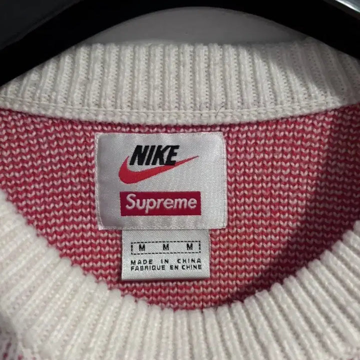 [BUNJANG] Supreme Nike Swoosh Knit Sweater / Supreme x nike knit 슈프림 나이키 스우시 니트 M
