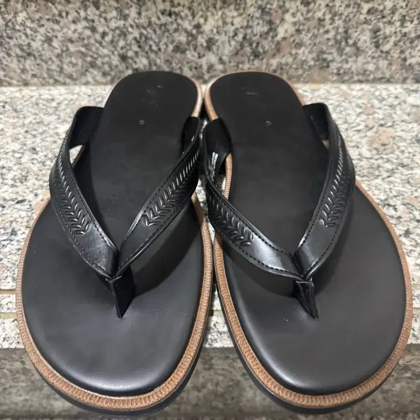 [BUNJANG] ZARA Jerusalem Black Leather Sandals (Size 43) / 자라 ZARA 예루살렘 블랙 레더 샌들 43 사이즈 275